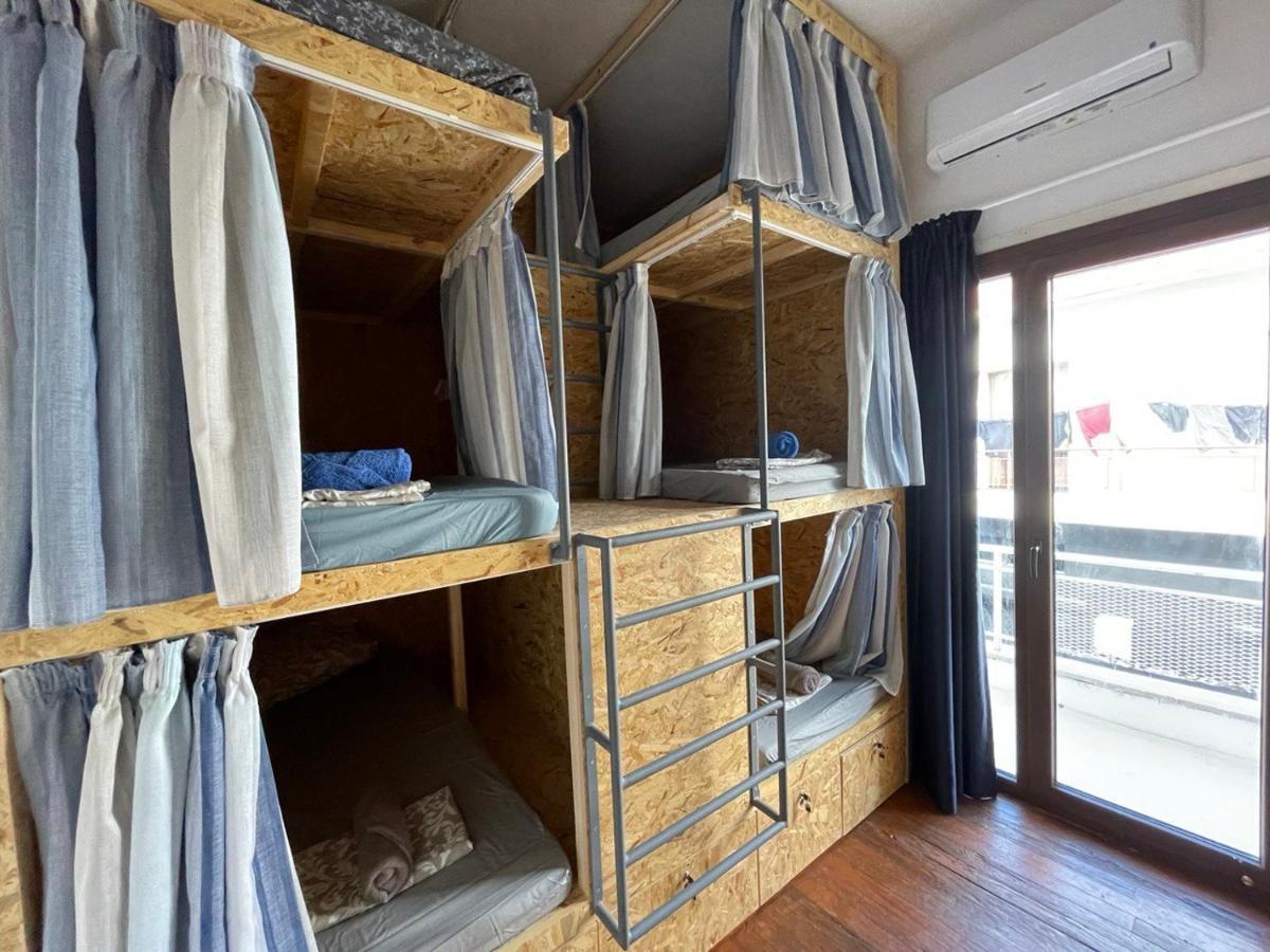Bee Hostel بافوس المظهر الخارجي الصورة