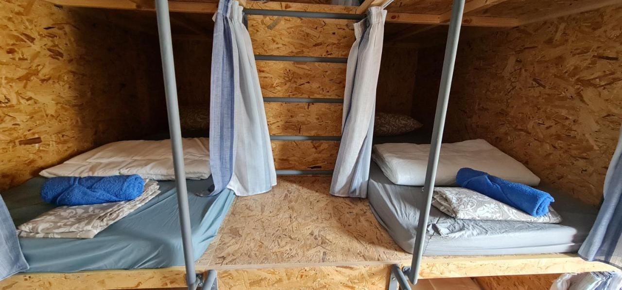 Bee Hostel بافوس المظهر الخارجي الصورة
