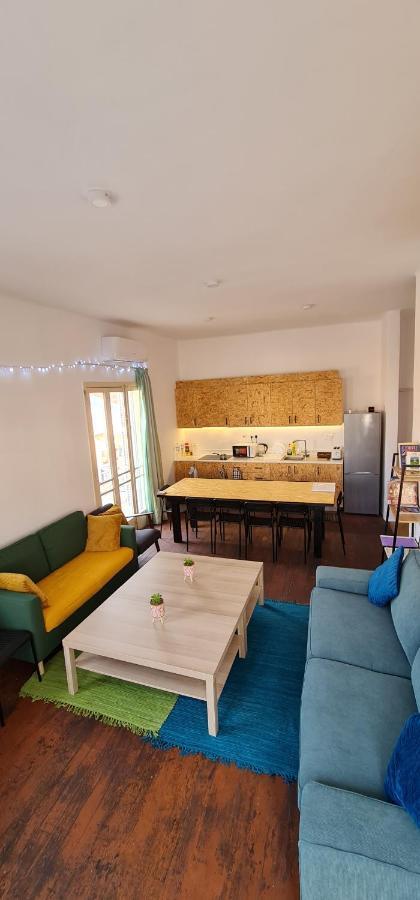 Bee Hostel بافوس المظهر الخارجي الصورة